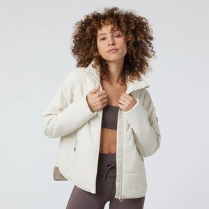 vuori canyon insulated Jacket - white / ivory